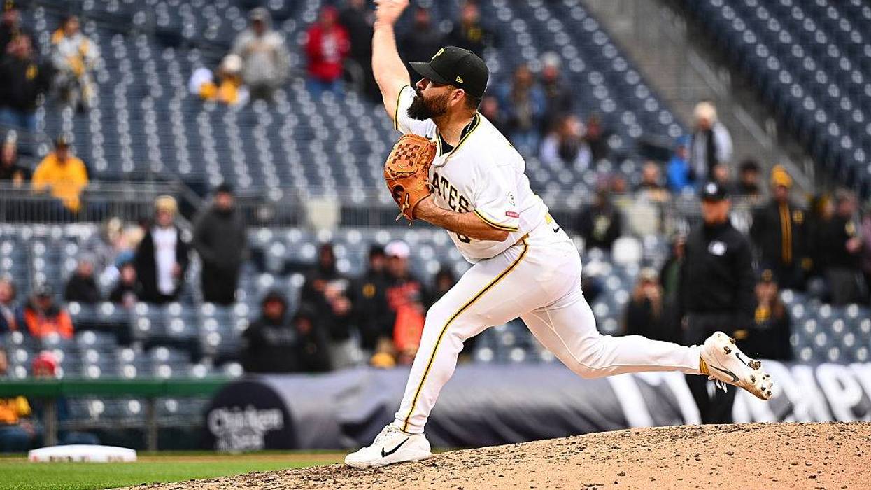 Struggling Urquidy sent down, Cam Sanders up