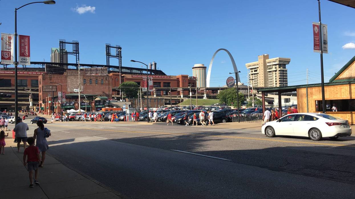 Food truck bill backed by full Board of Aldermen delayed after Cardinals raise concerns