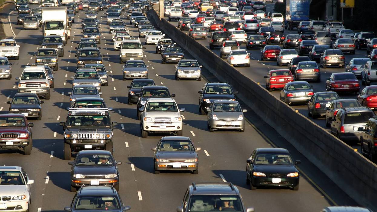 The government wants to cut down on Chicago's traffic
