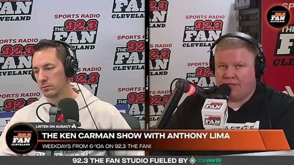 Could Shedeur Sanders benefit from starting the season as QB2 behind Deshaun Watson