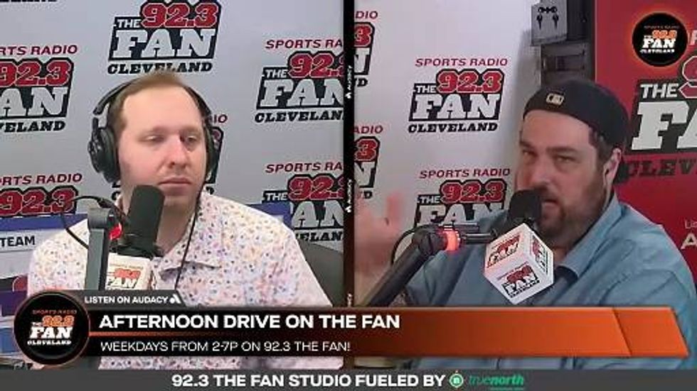 Browns embarrassingly protecting Deshaun Watson; QB competition is Shedeur Sanders vs. himself