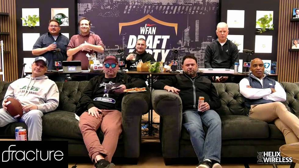 Draft party reacts to Jets taking David Bailey