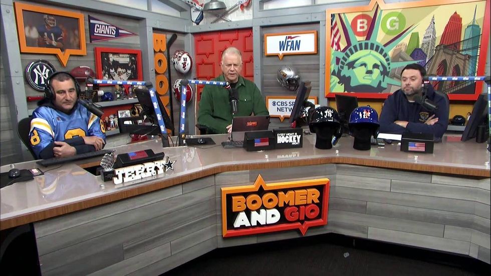 Boomer sounds off on Mikal Bridges and Jalen Brunson