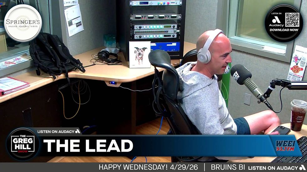 "Leave Mike Vrabel's wife alone" What are your thoughts on the recent tabloid journalism? Crossing a line?