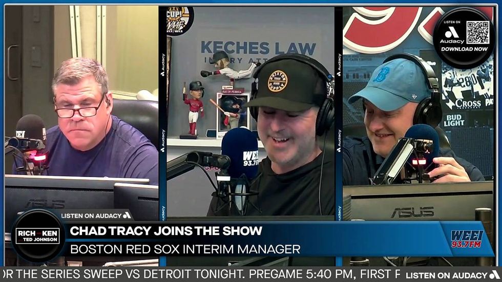 Red Sox interim manager Chad Tracy joins the show
