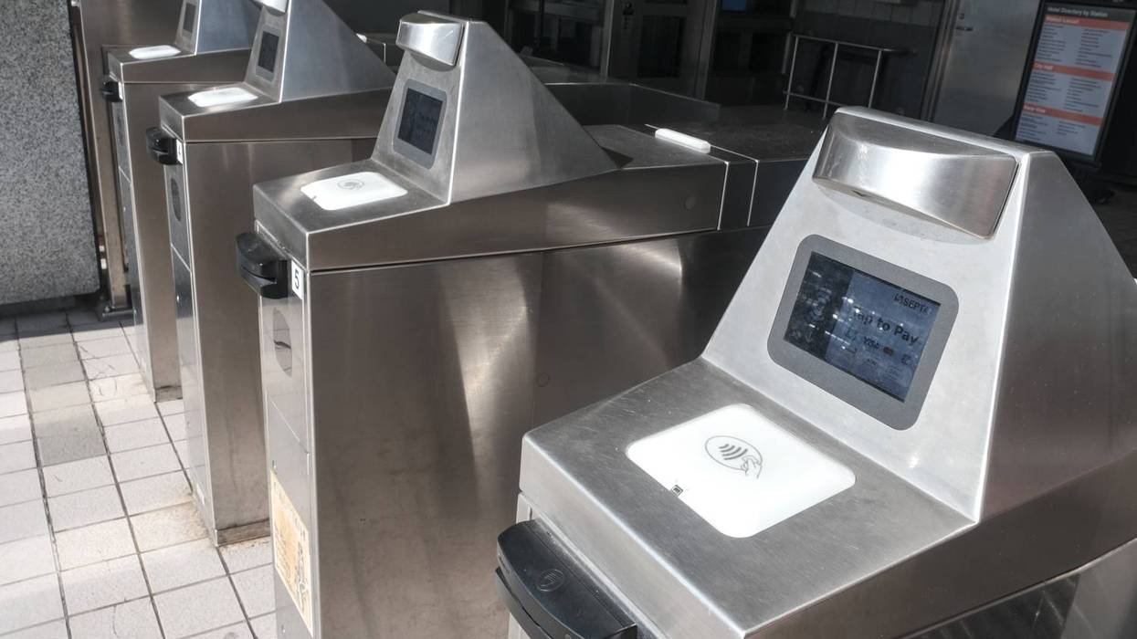 SEPTA riders can now use contactless payments to purchase up to 5 fares at once