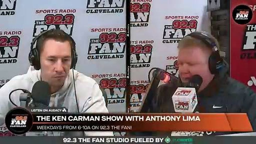 The blame falls on Kenny Atkinson for Cavs Game 1 collapse, did not help out his players