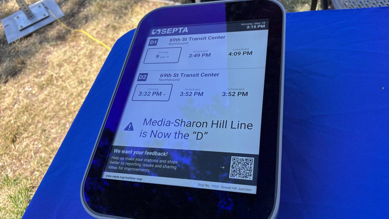 SEPTA adding solar-powered real-time screens to 10 select bus and trolley stops