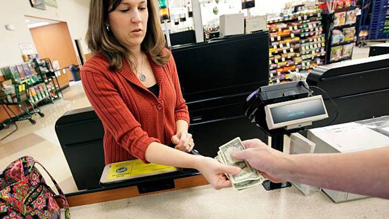 Illinois legislation prohibits businesses from refusing cash up to $500