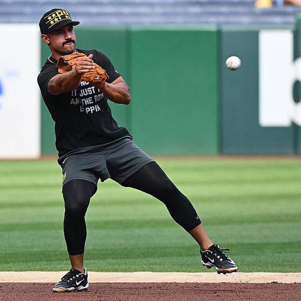 Nick Gonzales leaves Pirates game as precaution