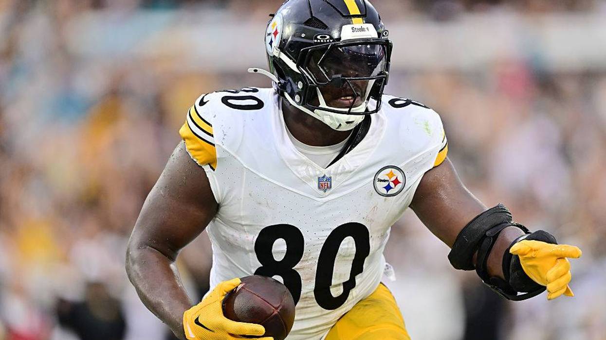 Darnell Washington gets 4-years, $42 million extension