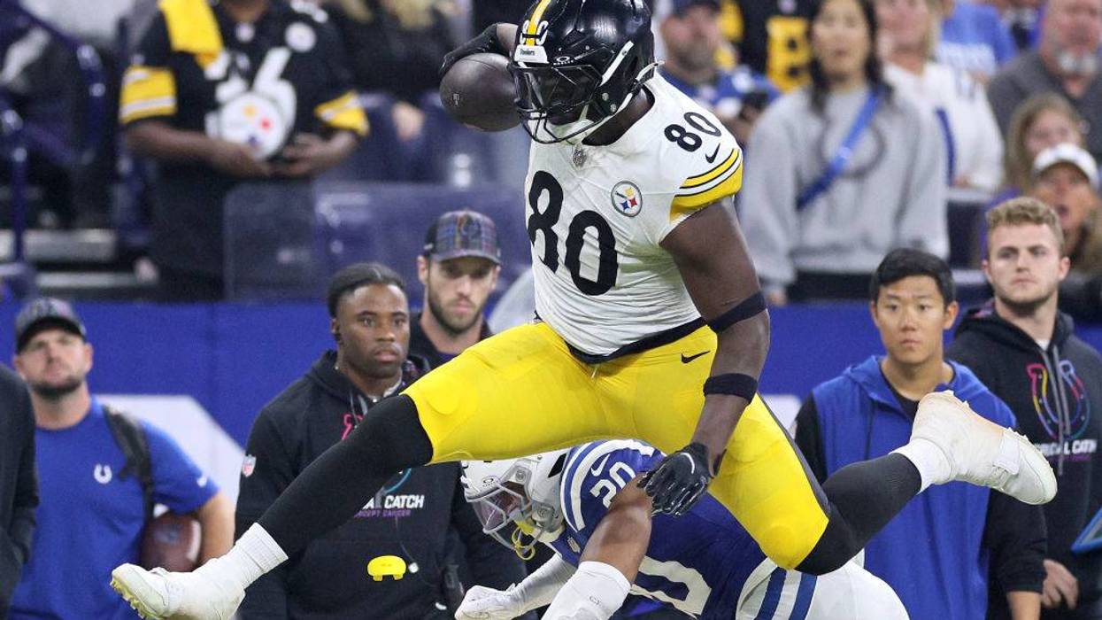 Darnell Washington knows his role & McCarthy loves it
