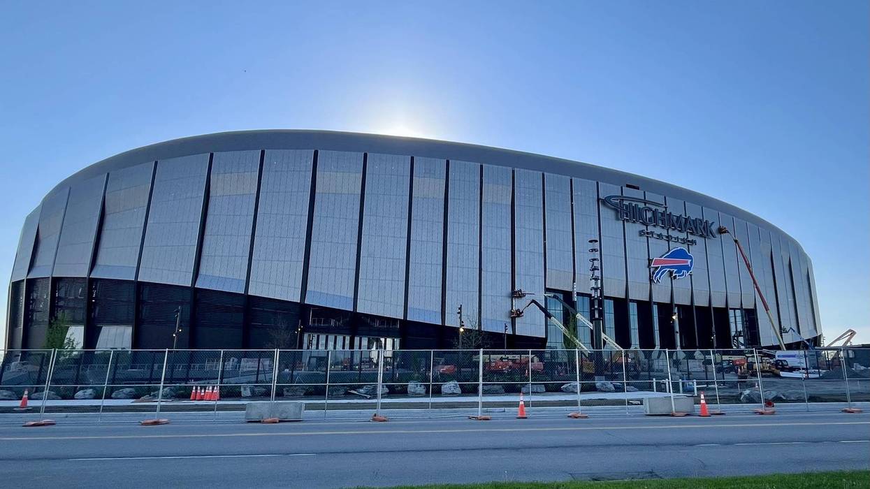 Bills, Legends hiring 500 to work at new stadium