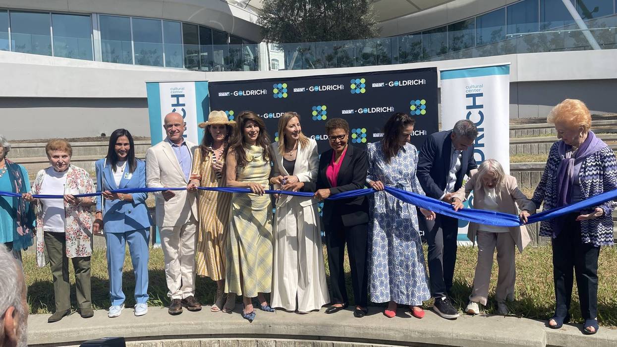 Ribbon-cutting ceremony held for the Goldrich Cultural Center in Pan Pacific Park