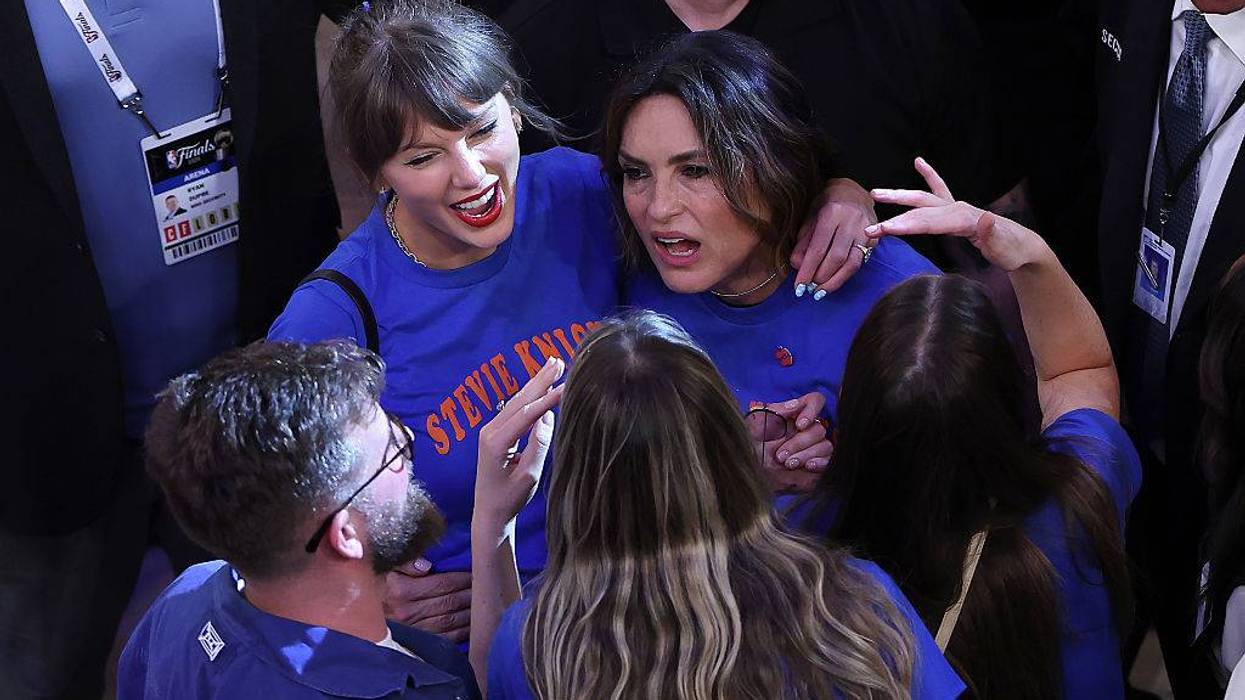 Scoot: Why is Taylor Swift a big Knicks fan?