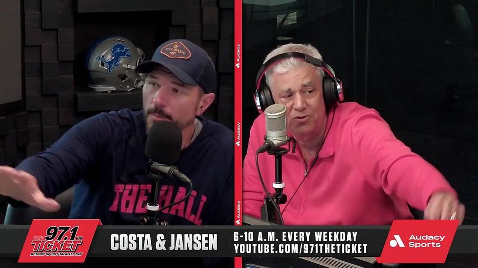 Scoring Is Up In The World Cup, Is It Due To Hydration Breaks? | Costa and Jansen
