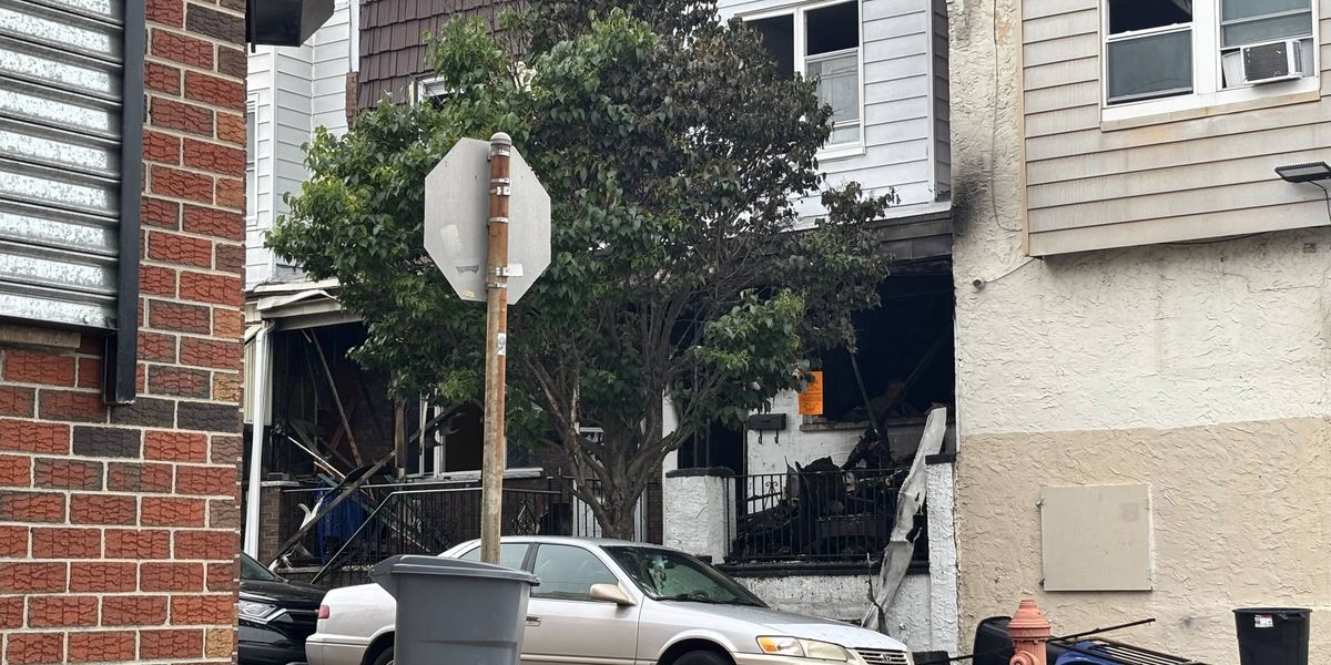 Woman killed, child injured in South Philadelphia row home fire