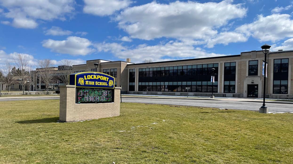 Lockport Schools, community groups partner on job fair