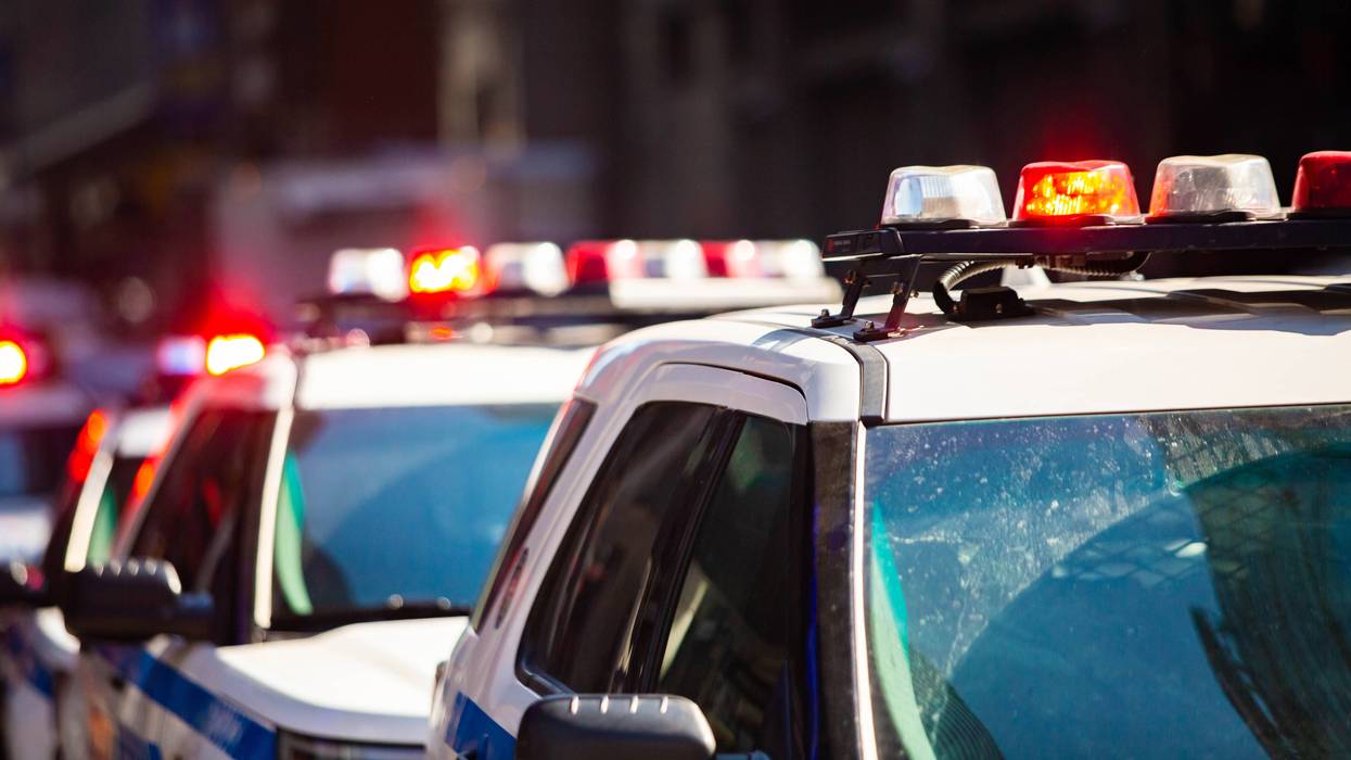 Police and FBI conduct searches in criminal investigation involving current and former NYPD officials: sources