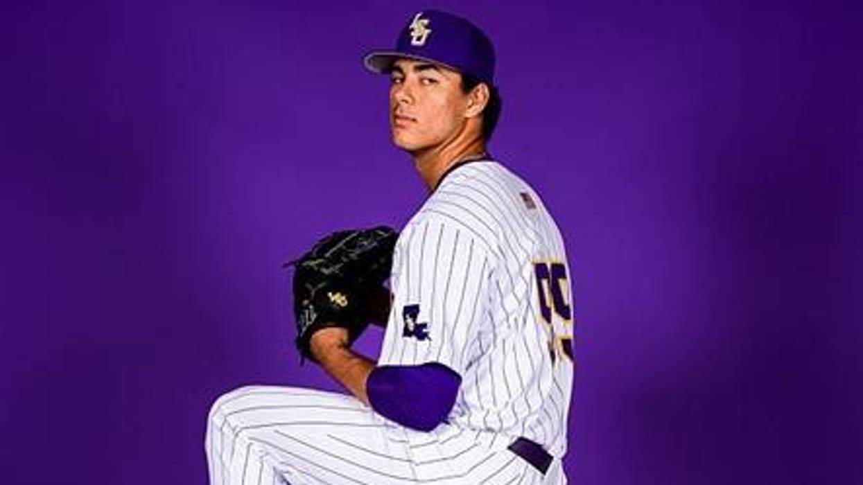 LSU Baseball loses a promising pitcher to the portal