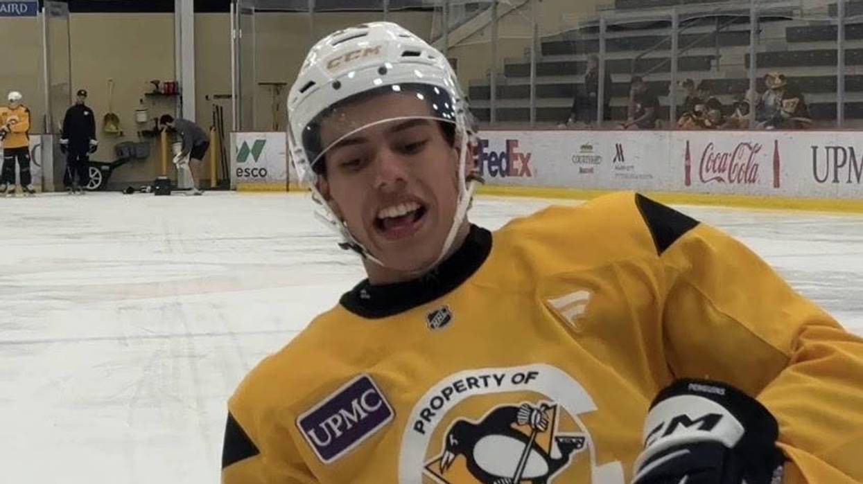 Drafted twins separated during Pens camp