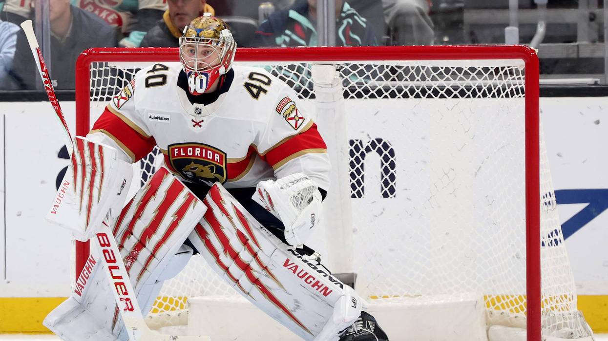 Red Wings sign Daniil Tarasov to backup John Gibson