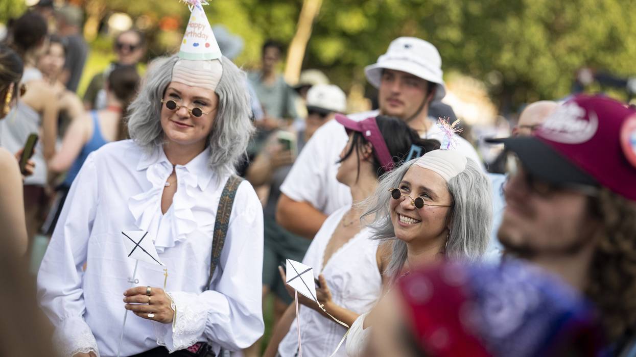 Dozens show out for electric Ben Franklin look-alike contest on Independence Mall