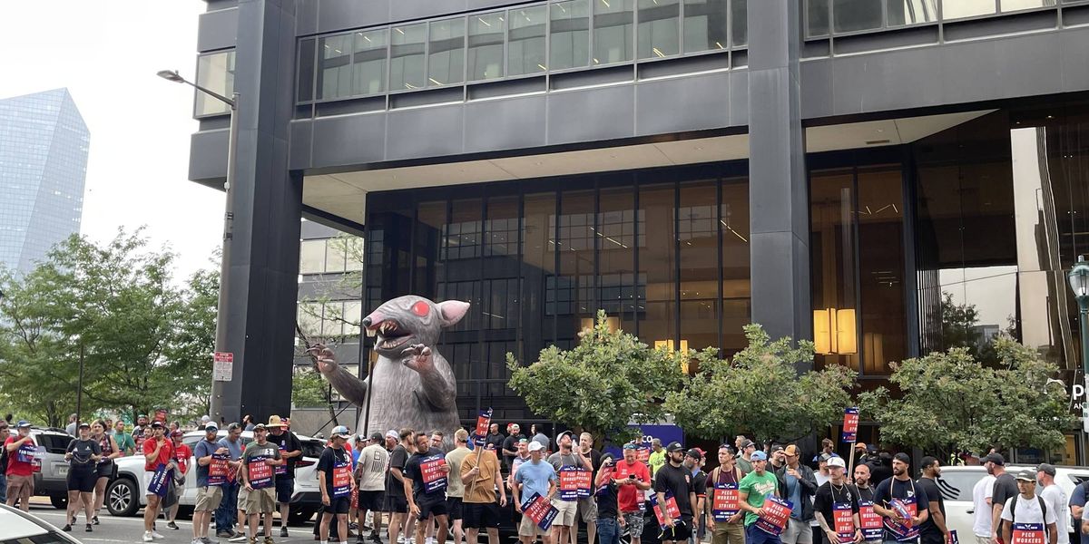 Severe storms leave thousands without power as PECO workers remain on strike