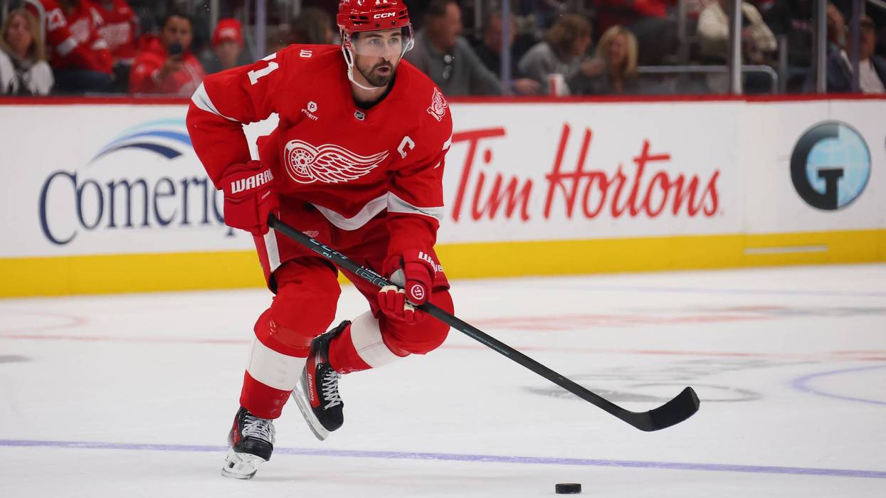 NHL insider: Yzerman will draw even harder line in Larkin trade talks after Carlsson offer sheet