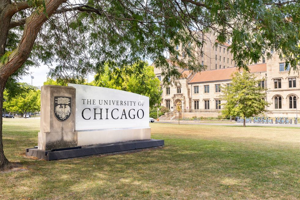 Law school bans phones over AI concerns