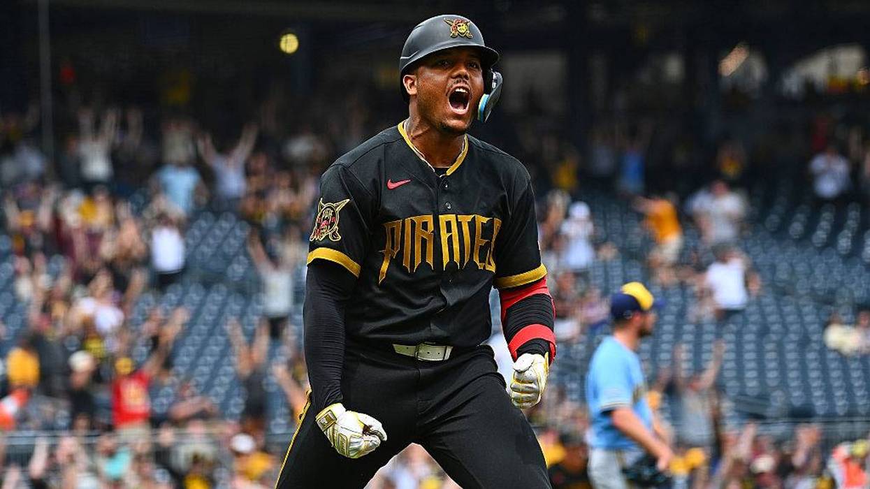 Pirates react to 2 huge wins & 8 RBI from Valdez
