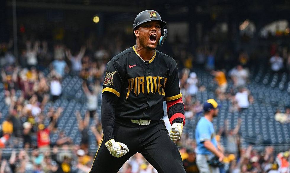 Pirates react to 2 huge wins & 8 RBI from Valdez