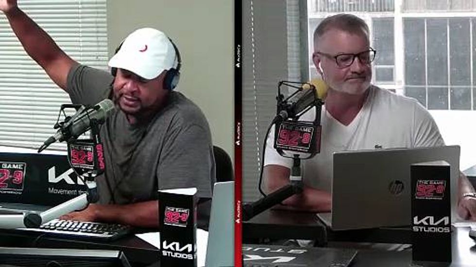 Will Braves be SERIOUS buyers at the trade deadline? | Dukes & Bell