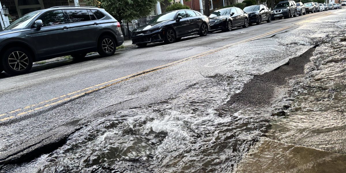 Water main breaks along busy street in Manayunk