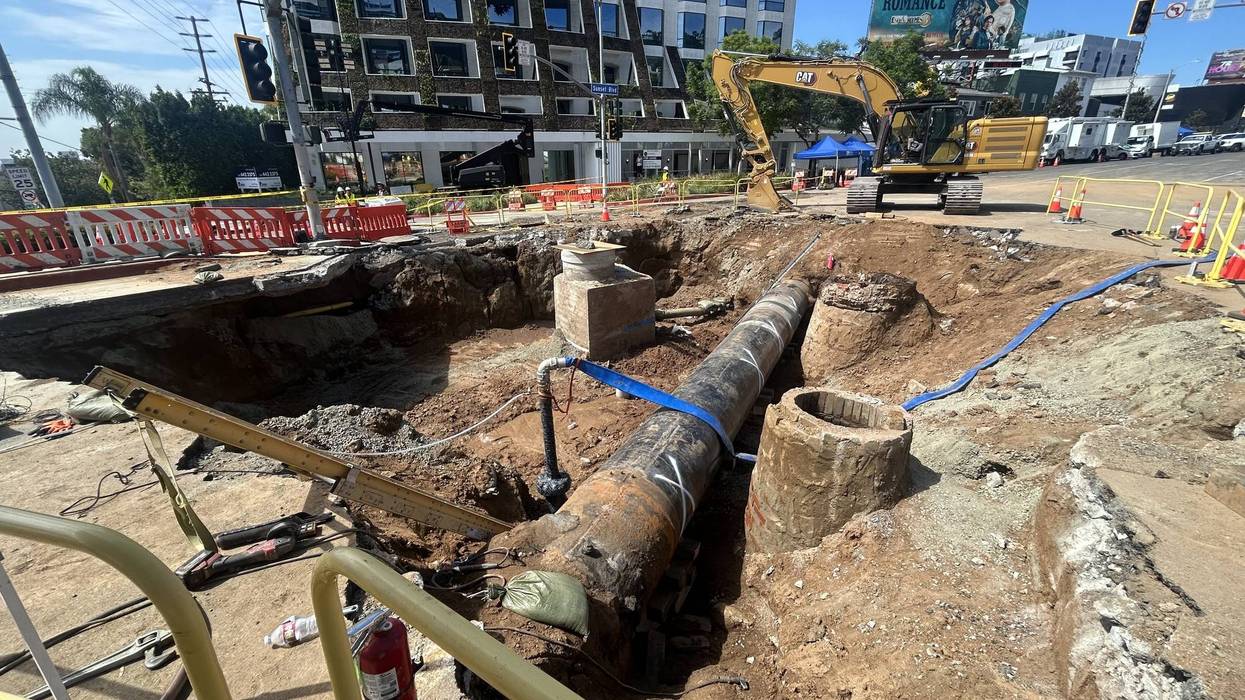 Most WeHo businesses near sinkhole remain closed