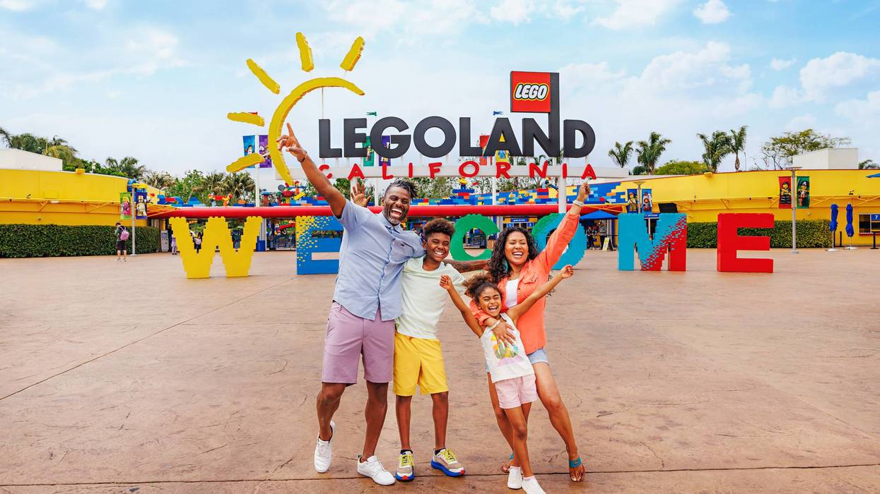 98.5 KLUC has your chance to win a family 4-pack of tickets to the LEGOLAND® California Resort!