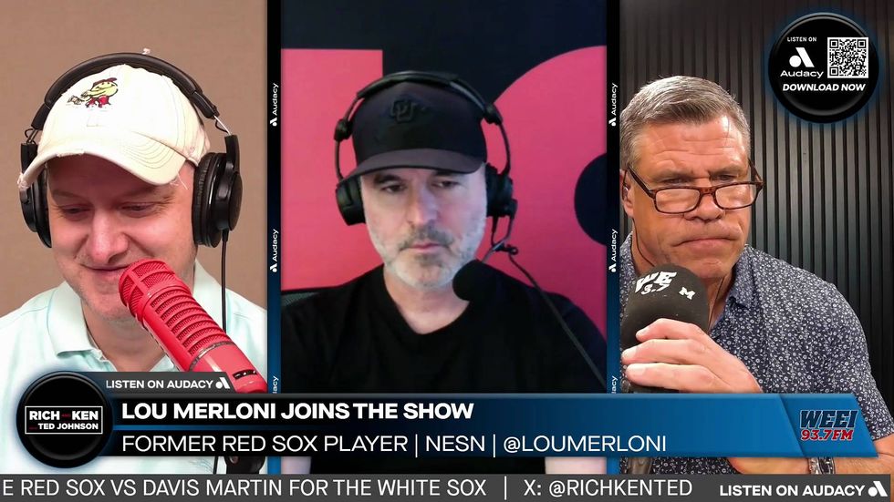 Lou Merloni joins the show