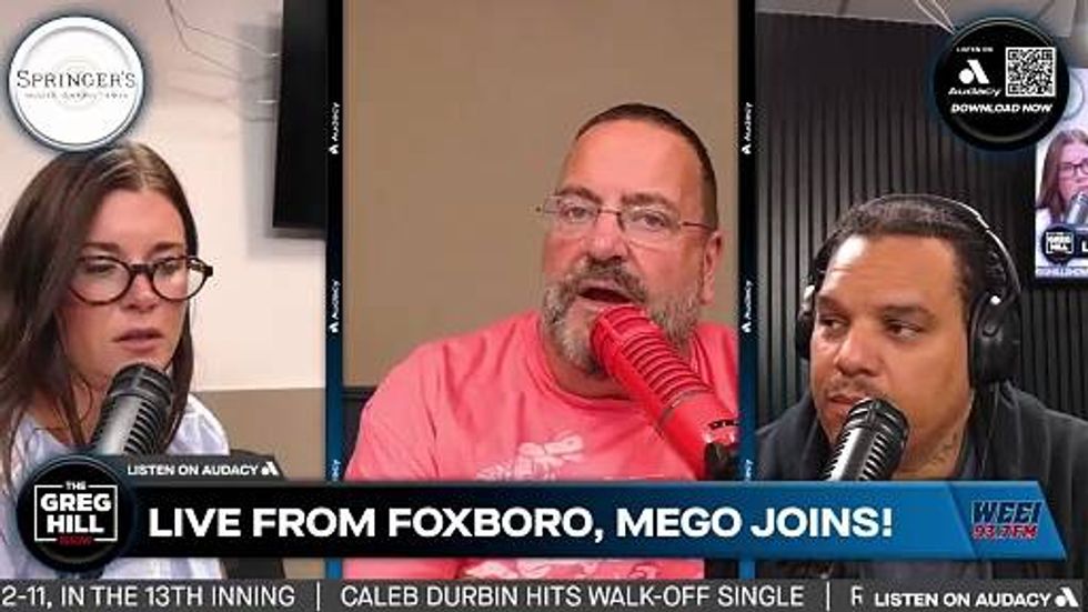 Could there be some training camp tension/beef between Christian Gonzalez and A.J. Brown? Mego joins LIVE