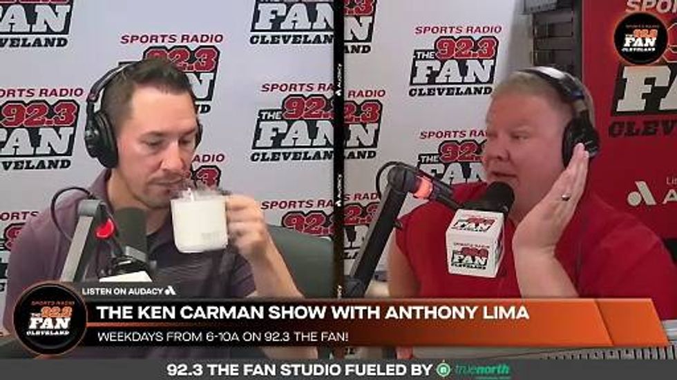 Why Todd Monken's comments matter to fan perception of QB competition Deshaun Watson/Shedeur Sanders