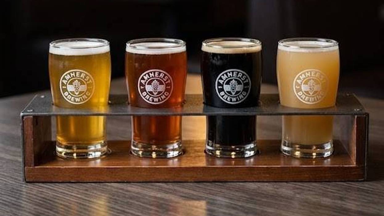 Hangar Pub & Grill Flight Frenzy with Lucie’s Local