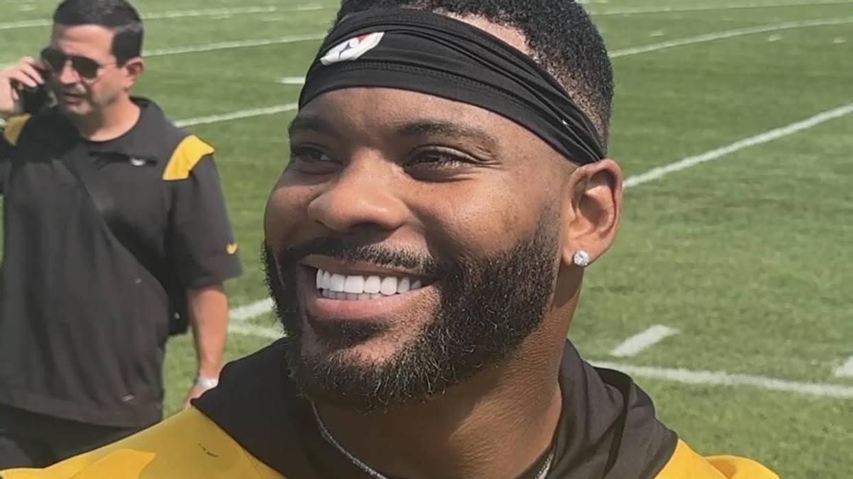 ‘It’s different playing for the Steelers’