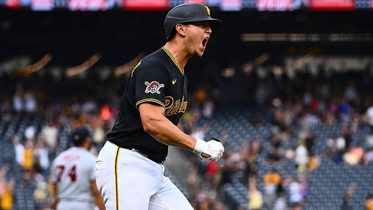 Rookie Flores doesn’t start, hammers 853 feet of HRs