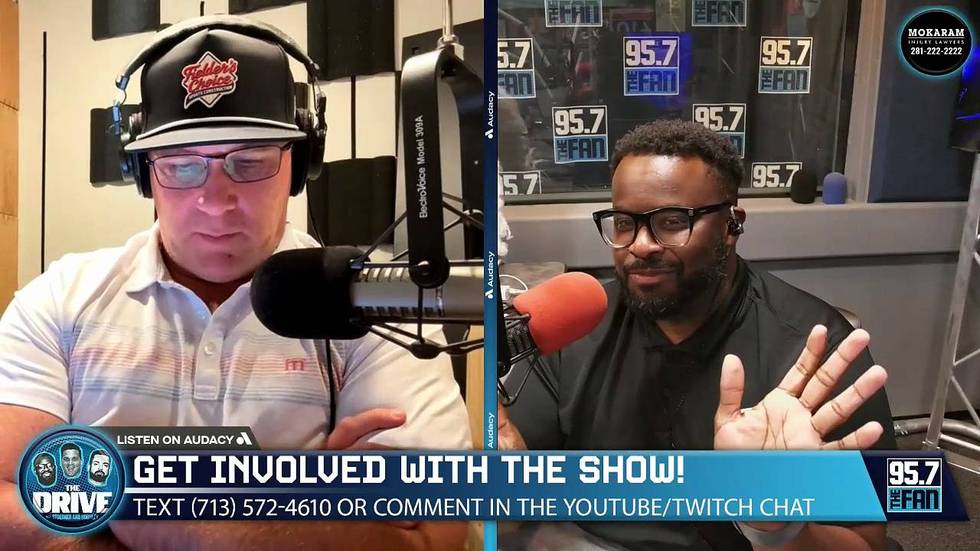 Was Our Guy Ron 'THE SHOW' Hughley Being CREEPY..?!
