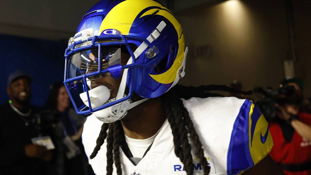 Win tickets to Rams vs Giants