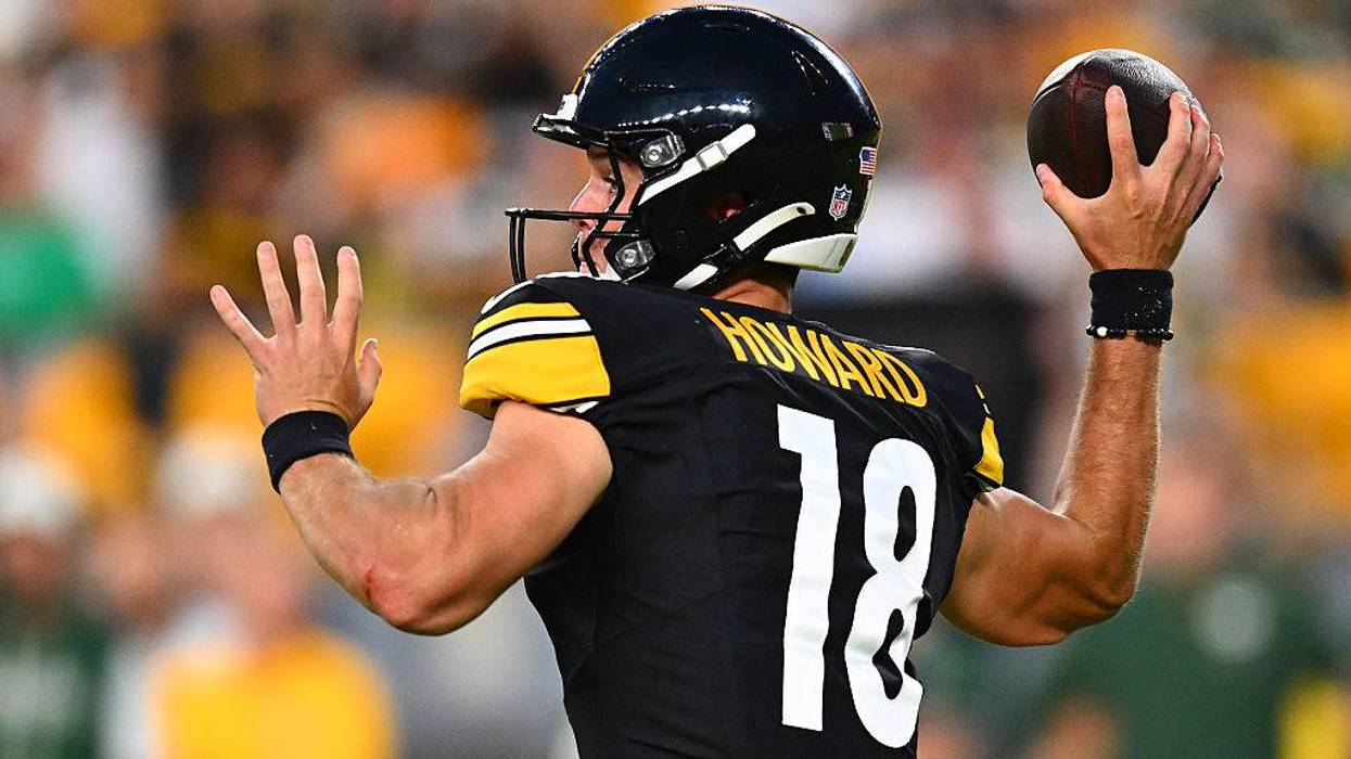 Howard throws 2 picks in 2nd preseason game