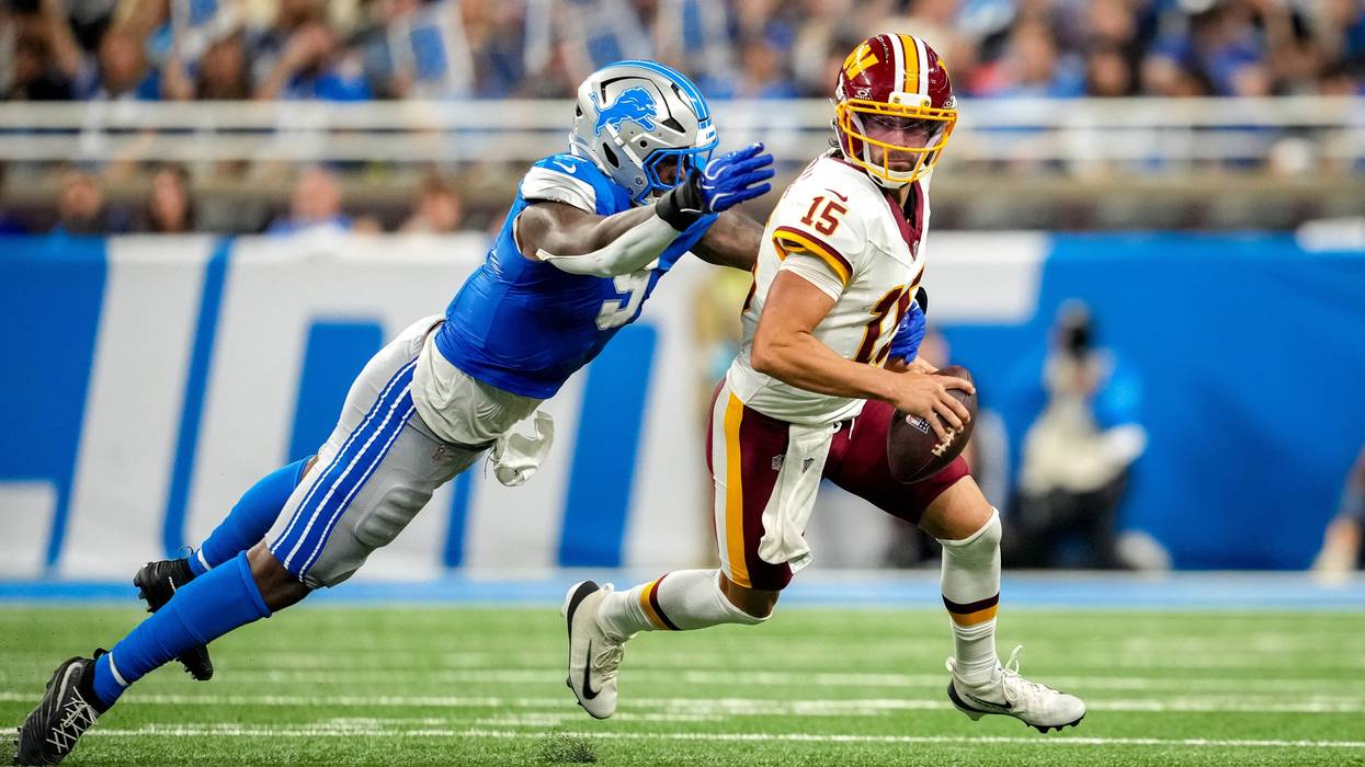 Derrick Moore flashes in Lions debut, envisions "dominant duo" with Hutch