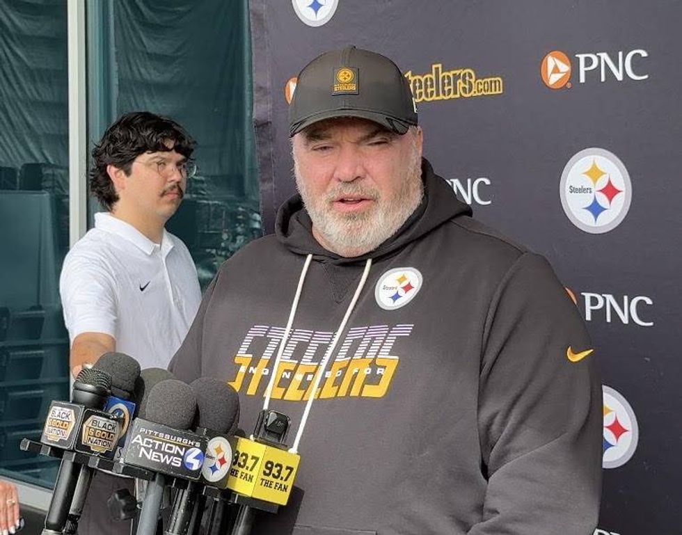 Did McCarthy tip hand to keeping 4 quarterbacks?
