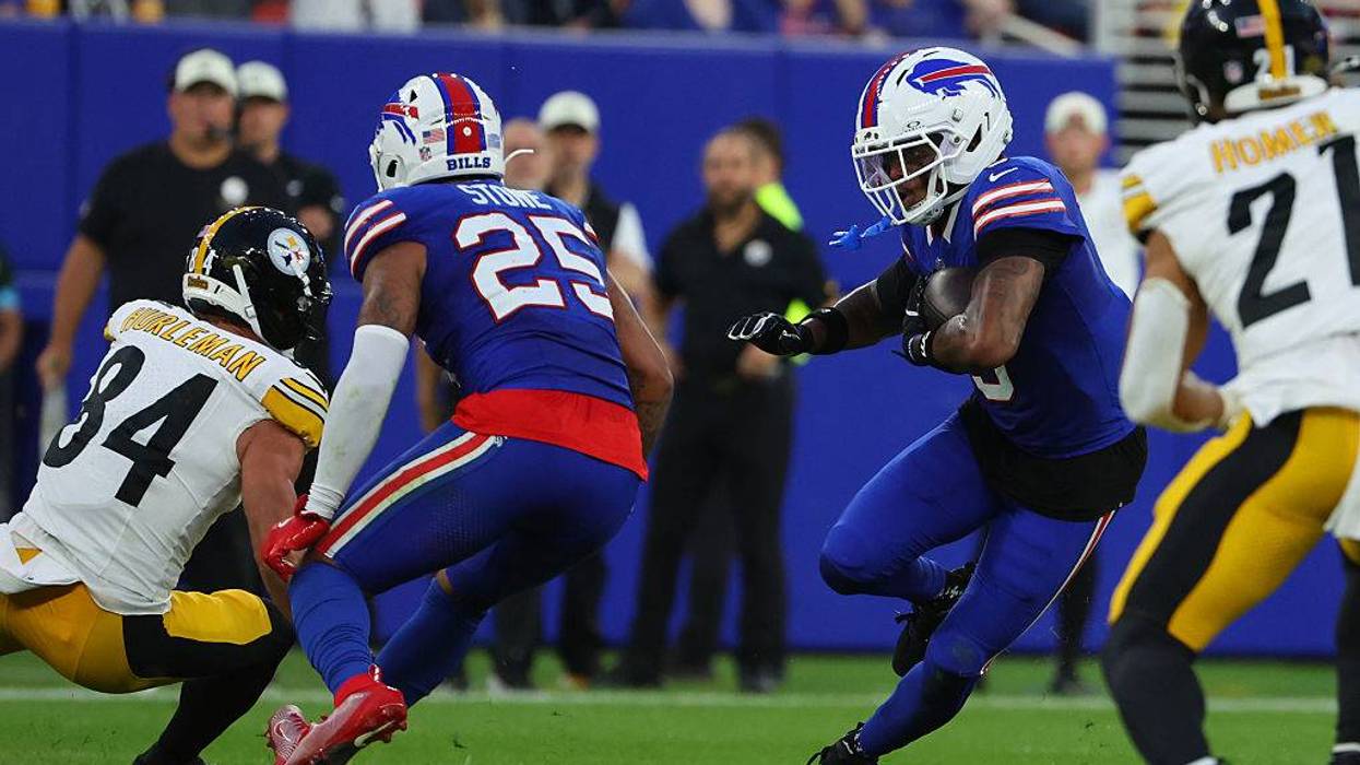 Steelers Notes-Howard 2 TD/INT, Eli scores, Joey & more
