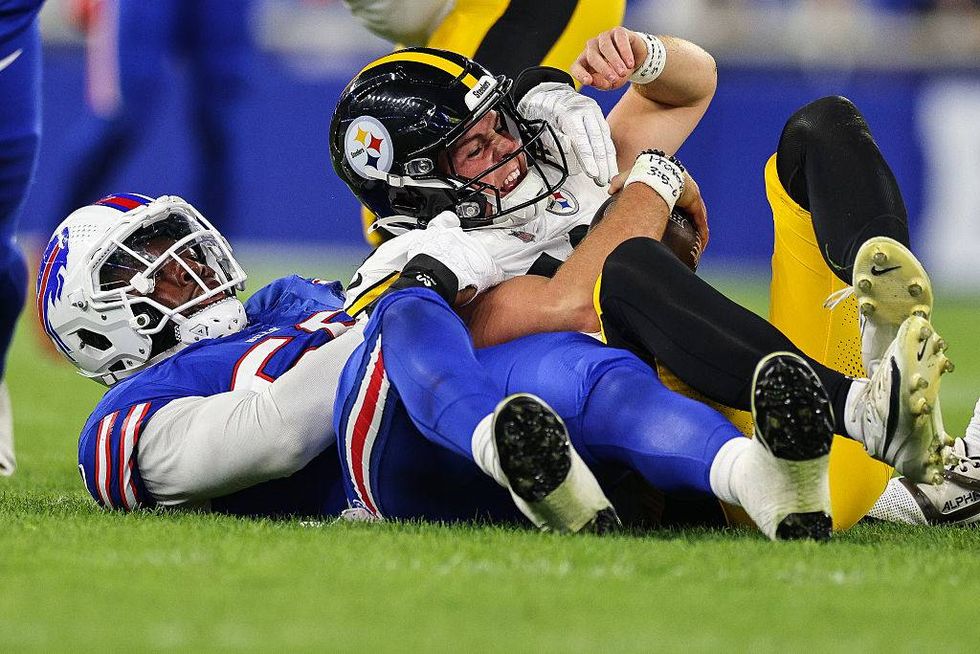 Will Howard with potential head injury, vets left behind