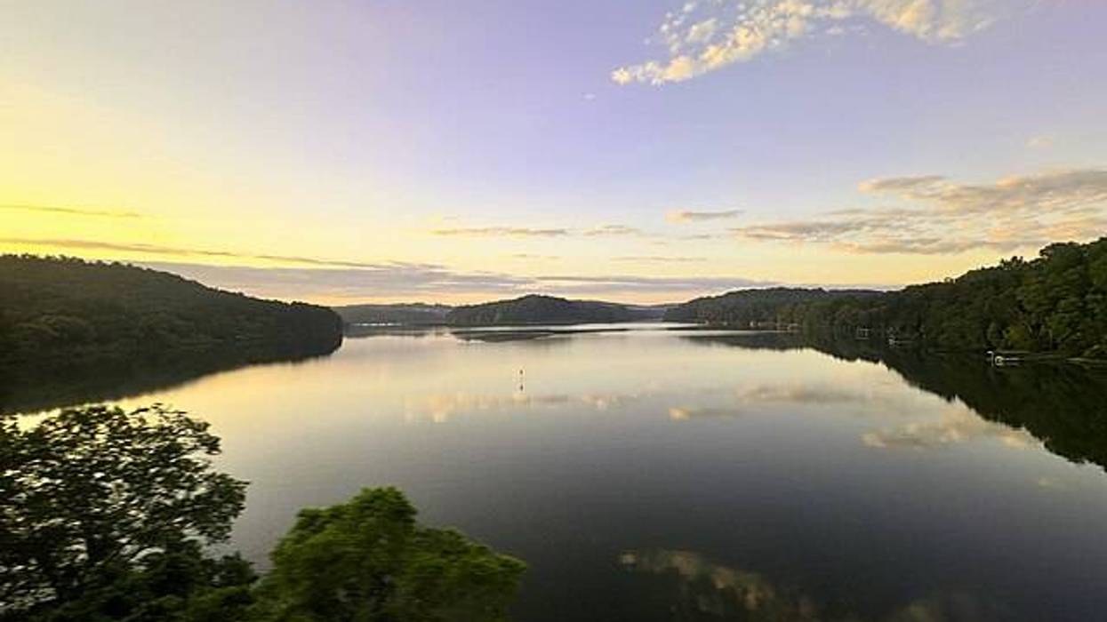 Army Engineers capping low water levels at Lake Hartwell